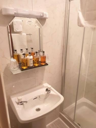 Bridlington Bay Guesthouse Екстер'єр фото